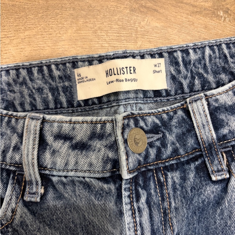 Hollister Low Rise Baggy Wide Leg Women's Jeans size 27 short - Picture 3 of 5